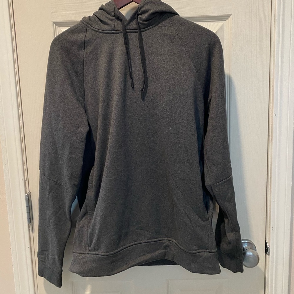 Men’s Lululemon hoody size medium